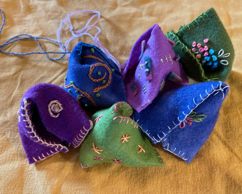 Churanunu Meeting pouches